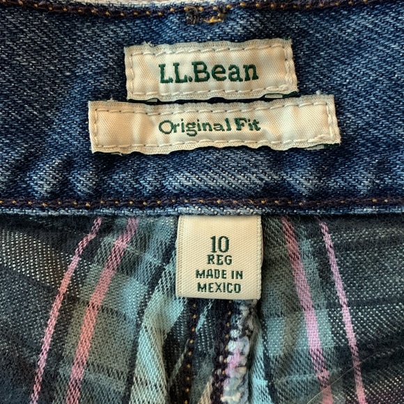 LL Bean Women’s Original Fit Flannel Lined Jeans, size 10 - Picture 4 of 9